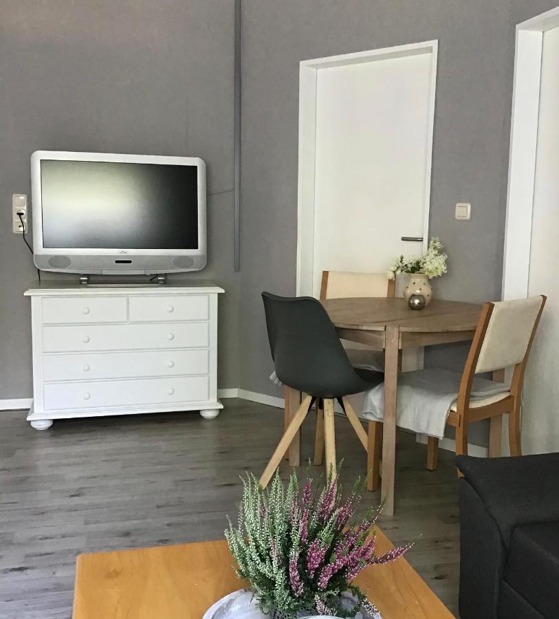 Apartment Am Park -Calluna ชเนเวอร์ดิงเงิน ภายนอก รูปภาพ